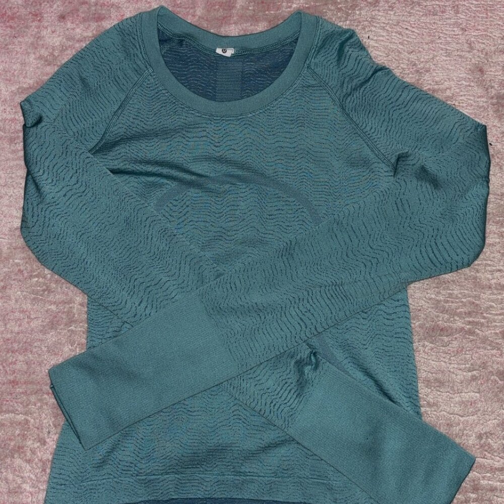 Lululemon Swiftly Tech Long-Sleeve Shirt 2.0 *Race Length - Picture 3 of 4